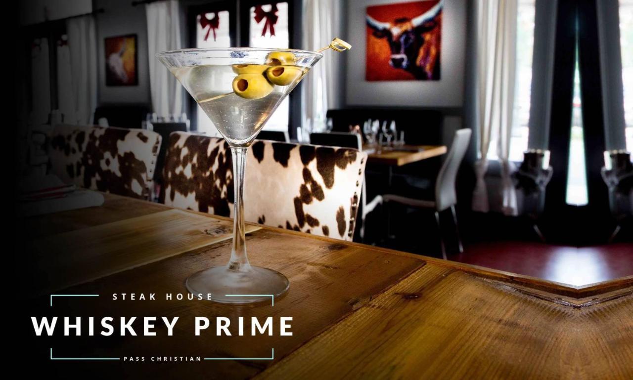 Hotel Whiskey In Pass Christian Esterno foto